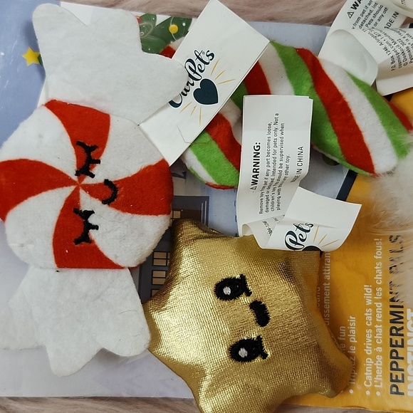 Brand New OUR PET'S HOLIDAY INSPIRED CATNIP Cat Toy-3CT - Picture 3 of 3
